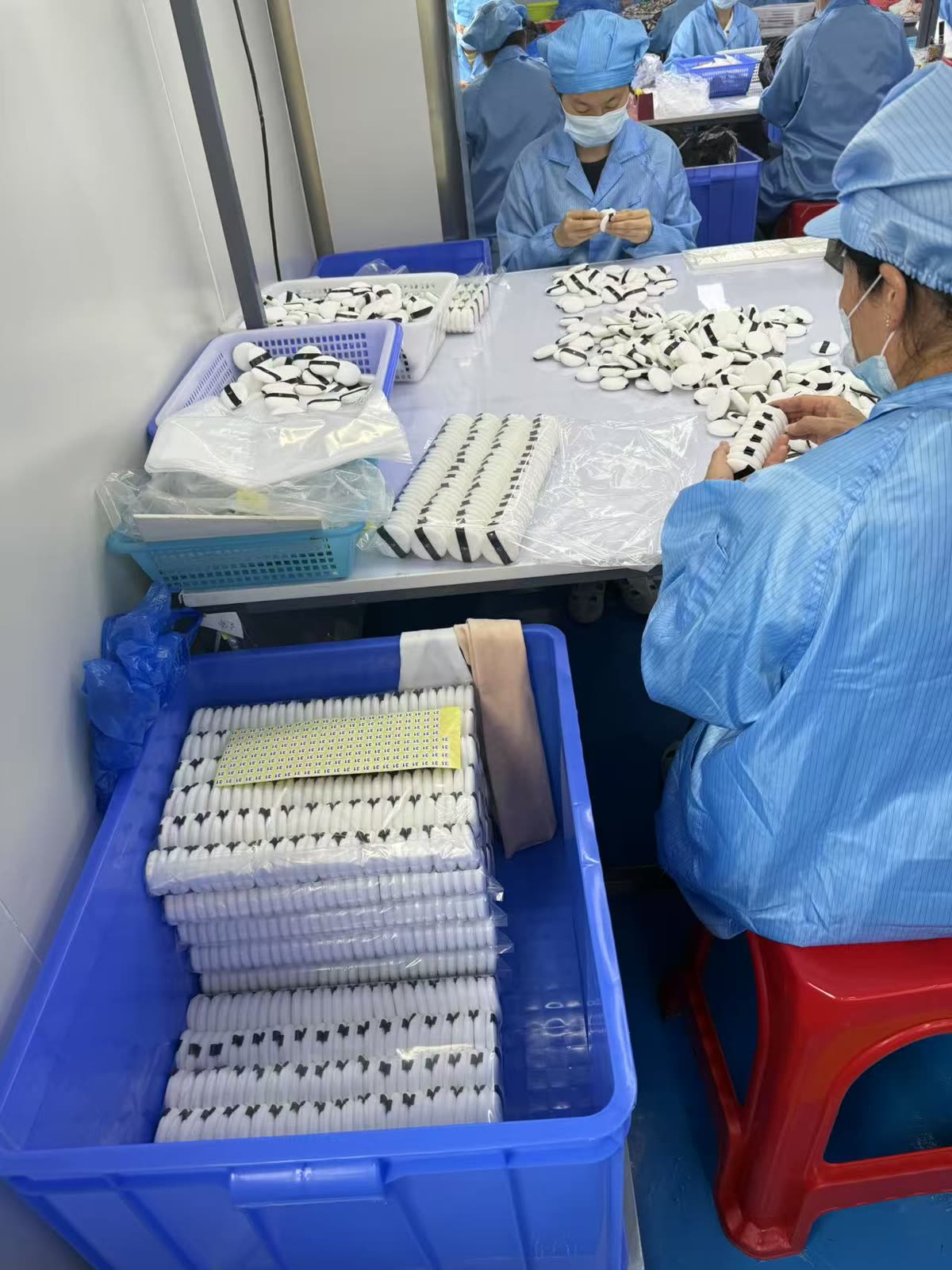 Quality Checks Before Bulk Powder Puff Shipment